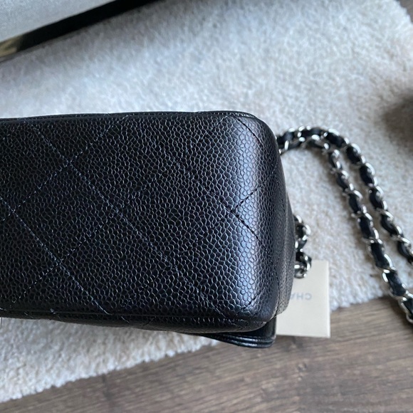 SOLD. Chanel jumbo single flap bag in black caviar - Picture 9 of 16